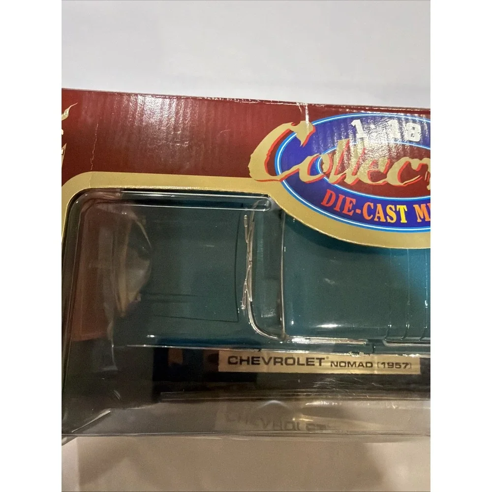 1/18 Scale Die-Cast Metal Collection Road Tough Chevrolet‎ Nomad 1957